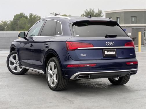 2022 Audi Q5 45 S line Premium Plus