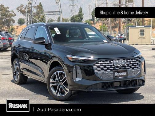 Mythos Black Metallic 2026 Audi Q5 Premium TFSI quattro S tronic