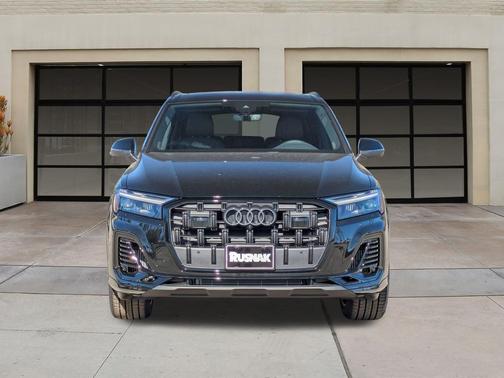 2026 Audi Q7 55 Premium Plus