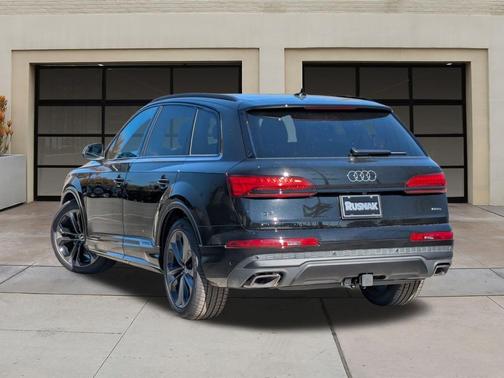 2026 Audi Q7 55 Premium Plus