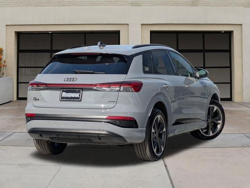 2024 Audi Q4 e-tron Premium Plus 50 quattro