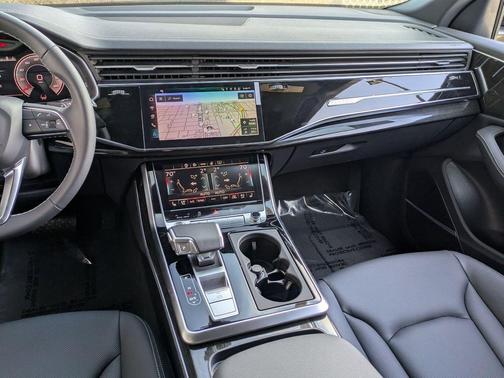 Mythos Black Metallic 2026 Audi Q8 55 Premium Plus