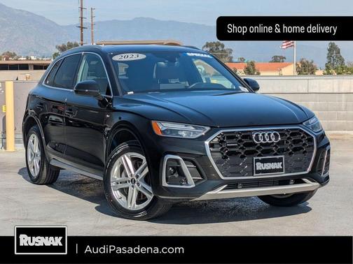 Mythos Black Metallic 2023 Audi Q5 55 S line Premium