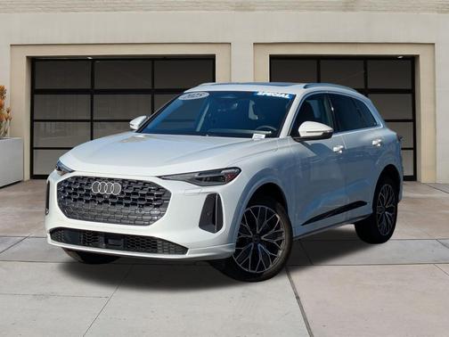2025 Audi Q5 Premium Plus TFSI quattro S tronic