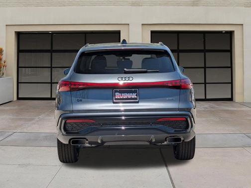 Daytona Gray 2026 Audi Q5 Premium Plus TFSI quattro S tronic