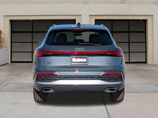 2025 Audi Q5 Premium TFSI quattro S tronic