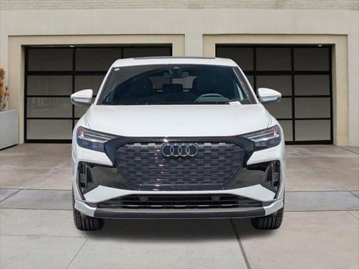 2025 Audi Q4 e-tron Sportback Prestige 55 quattro