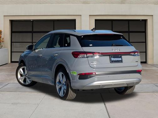 2023 Audi Q4 e-tron Prestige 50 quattro