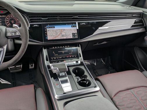 2026 Audi RS Q8 4.0T