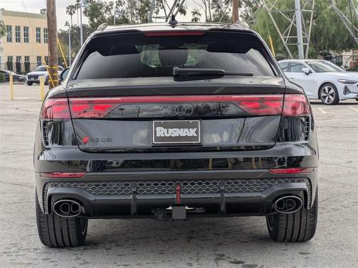 2026 Audi RS Q8 4.0T