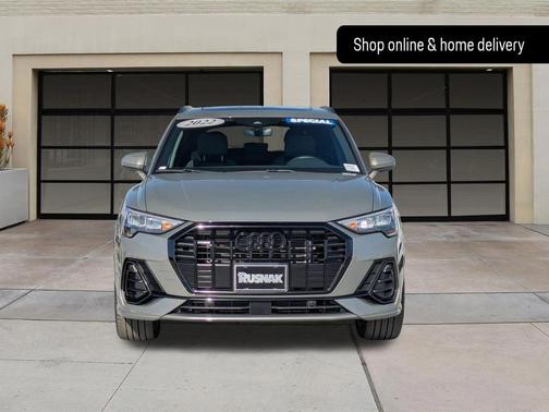 2022 Audi Q3 45 S line Premium