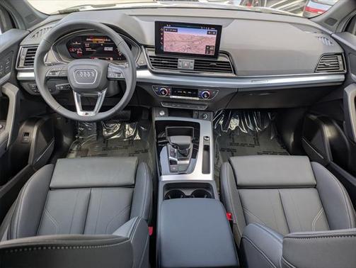 2025 Audi Q5 45 S line Premium Plus