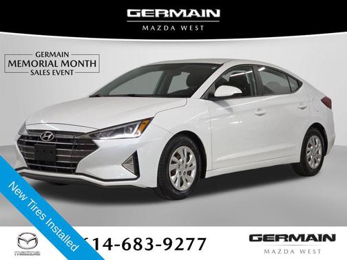 Quartz White Pearl 2019 Hyundai ELANTRA SE