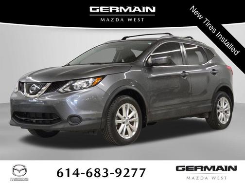Gun Metallic 2018 Nissan Rogue Sport SV