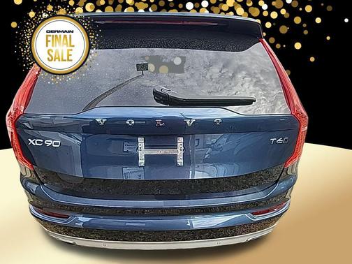 2021 Volvo XC90 T6 Momentum