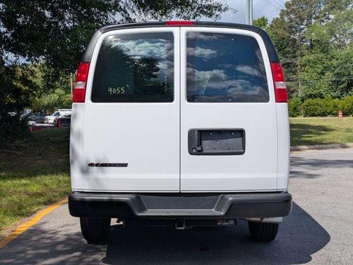 Summit White 2026 Chevrolet Express 2500 Work Van