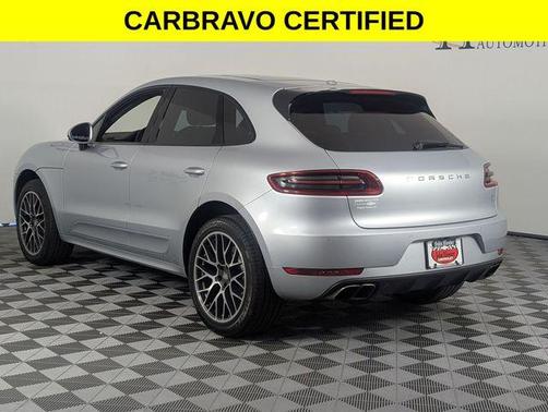 Rhodium Silver 2017 Porsche Macan Turbo