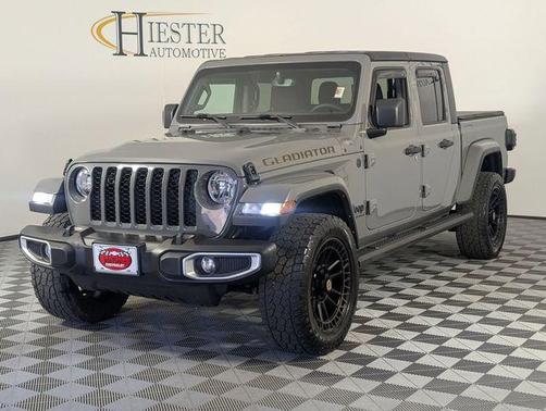 Sting Gray Clearcoat 2023 Jeep Gladiator Sport