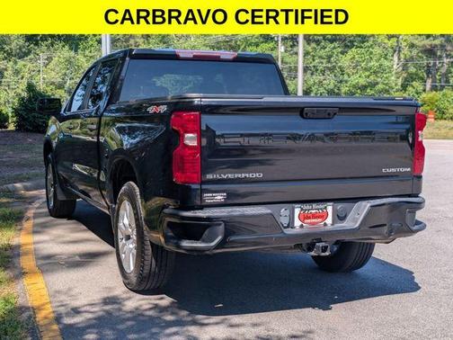 Black 2022 Chevrolet Silverado 1500 Custom