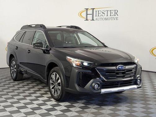 Crystal Black Silica 2023 Subaru Outback Limited XT
