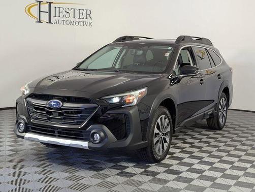 Crystal Black Silica 2023 Subaru Outback Limited XT