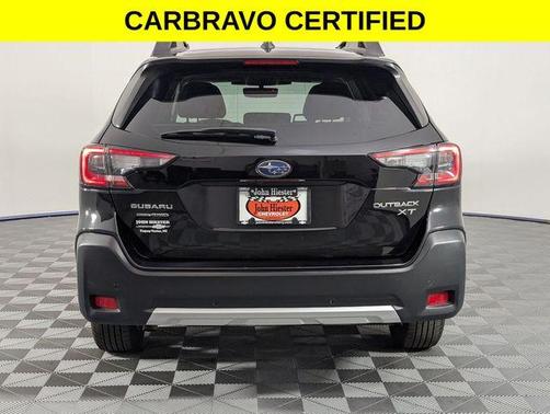 Crystal Black Silica 2023 Subaru Outback Limited XT