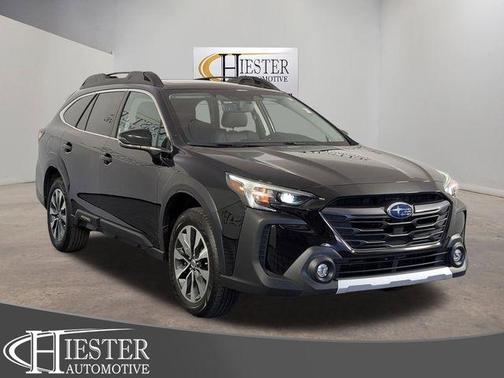 Crystal Black Silica 2023 Subaru Outback Limited XT
