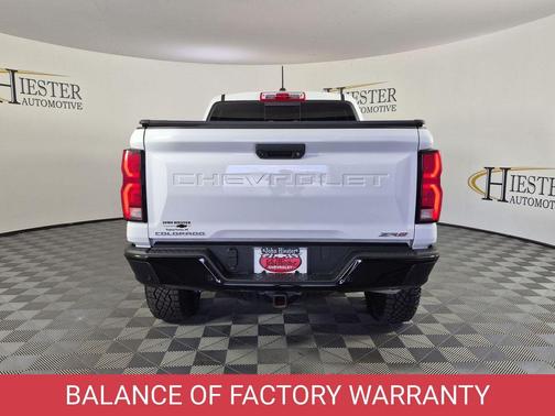 Summit White 2025 Chevrolet Colorado ZR2