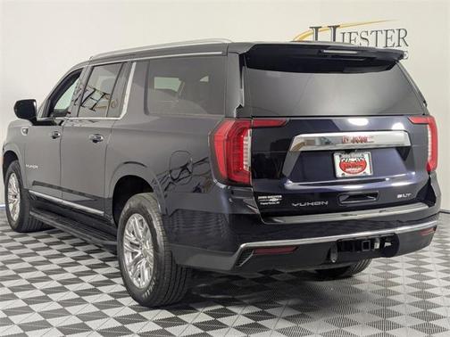 2023 GMC Yukon XL SLT