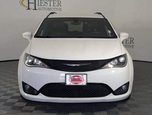 2018 Chrysler Pacifica Touring-L Plus