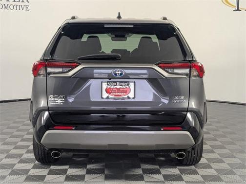 2023 Toyota RAV4 Hybrid XSE