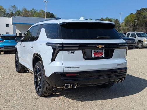 Polar White 2026 Chevrolet Traverse High Country
