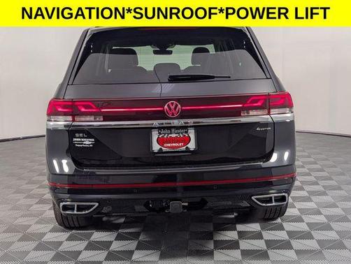 2024 Volkswagen Atlas 2.0T SEL Premium R-Line