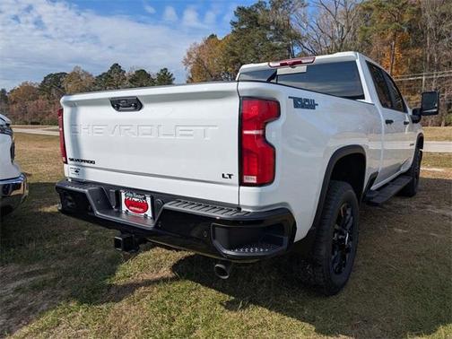 2026 Chevrolet Silverado 2500 LT