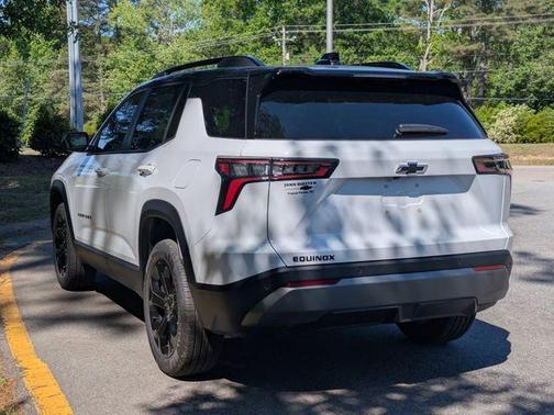 Summit White 2026 Chevrolet Equinox LT