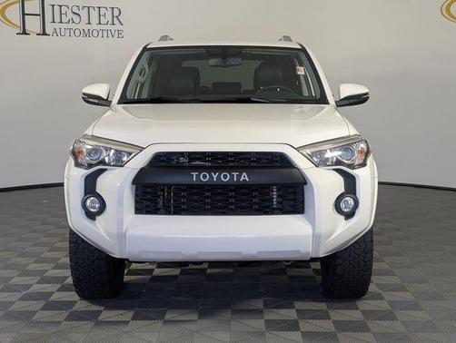Super White 2018 Toyota 4Runner SR5 Premium