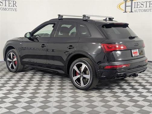 2024 Audi Q5 45 S line quattro Premium