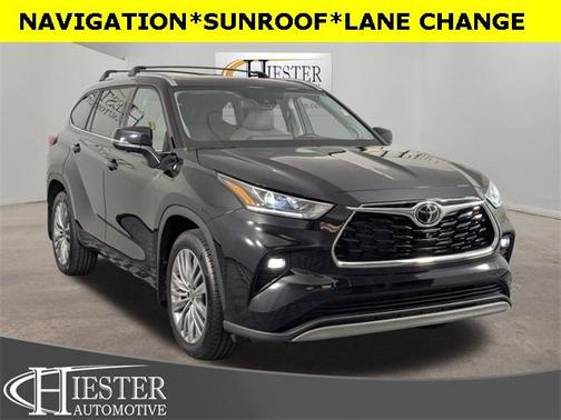 2023 Toyota Highlander Platinum