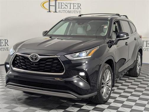 2023 Toyota Highlander Platinum