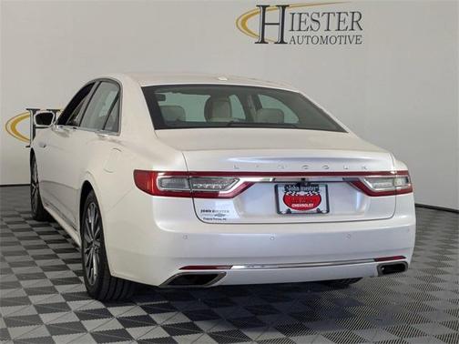 2017 Lincoln Continental Select