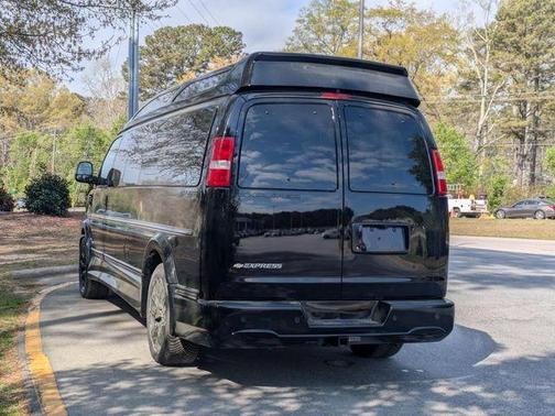 2026 Chevrolet Express 2500 Work Van