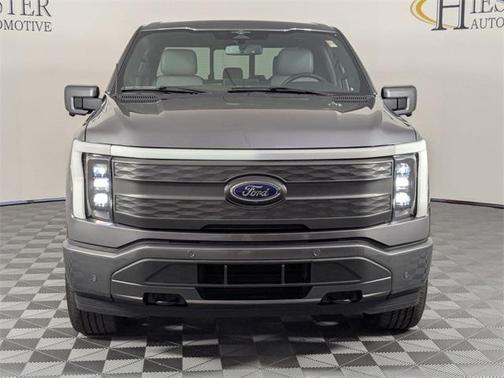 2023 Ford F-150 Lightning LARIAT