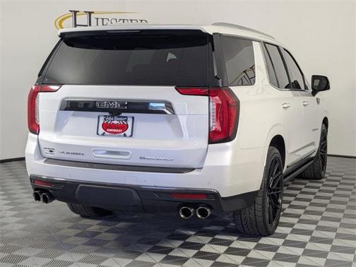 2023 GMC Yukon Denali Ultimate