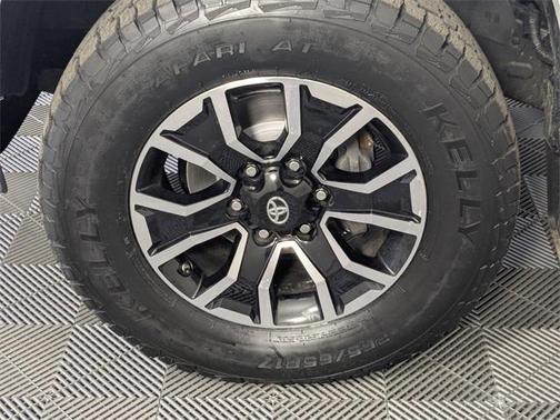 2020 Toyota Tacoma TRD Sport