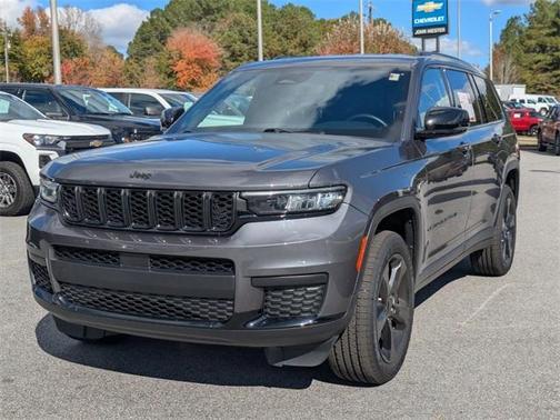 2022 Jeep Grand Cherokee L Laredo