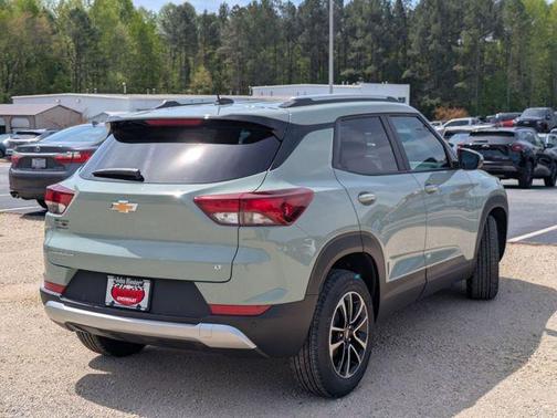 Green 2026 Chevrolet Trailblazer LT