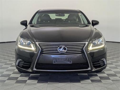 2015 Lexus LS 460 Crafted Line