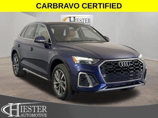 Navarra Blue Metallic 2022 Audi Q5 45 S line quattro Premium