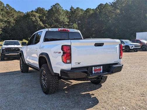 2025 Chevrolet Colorado ZR2