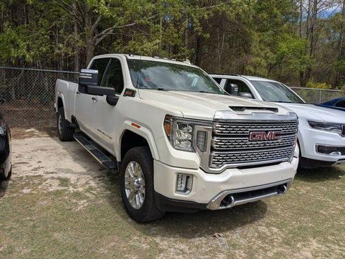 White Frost Tri-Coat 2022 GMC Sierra 2500 Denali